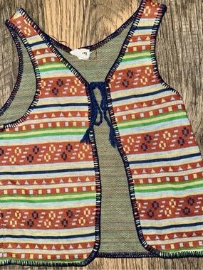 Vintage 70s-80s Kids Vest- aileen S (7-8)